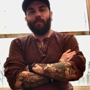 Meet your Posher, Adam